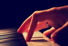 九游：“詹姆斯女儿温馨提醒：微笑船帆，妈妈请温柔些”.